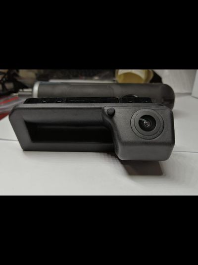 Камера в ручку с омывателем для Skoda Rapid, Karoq, Kodiaq