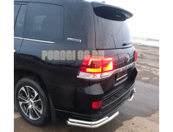 Защита заднего бампера угловая двойная d60/42 для Toyota Land Cruiser 200 Executive Lounge (2020-...) обновленный