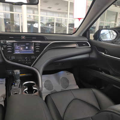 Toyota Camry 2.5 AT, 2019