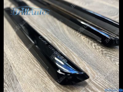 Молдинги Toyota Land Cruiser 200 узкие черные