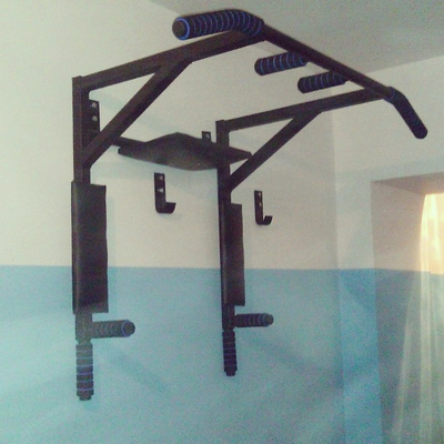 Турник-брусья-пресс-узкий хват