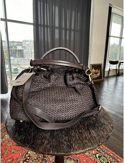 Женская плетеная сумка из натуральной винтажной кожи Vera Pelle коричневого цвета. Арт. 025891