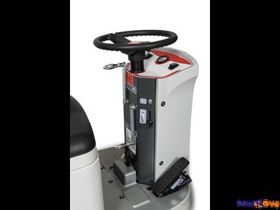 Bennett Hussar H760B