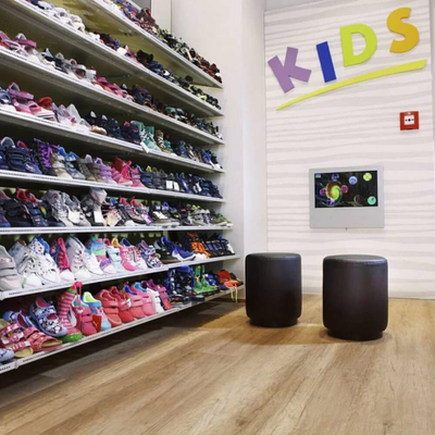 Биополы Wineo PURLINE 1000 wood Calistoga Cream PL054R в интерьере магазина