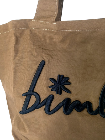 (АРТИКУЛ: 9852/2) СУМКА БОЛЬШАЯ, ТЕКСТИЛЬ, ЦВЕТ "МОКРЫЙ ПЕСОК" С ЧЕРНЫМИ БУКВАМИ И РОЗОВОЙ АППЛИКАЦИЕЙ, С РУЧКАМИ ЧЕРЕЗ ПЛЕЧО