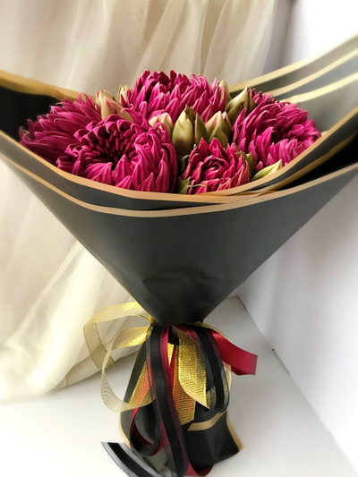 Букет хризантем из зефира "Кармен"