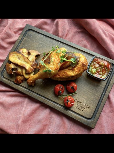 доска для подачи блюд с логотипом