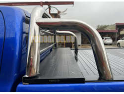 Защитная дуга на крышку «ролетта» d76/20 для Toyota Hilux (2021-)