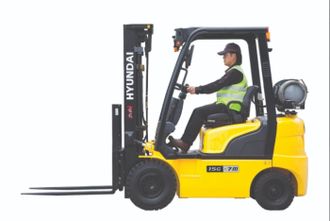 Hyundai 15g 7m