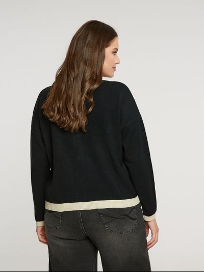 Женский джемпер в стиле Шанель