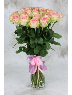 Букет 25 розово-зеленых роз