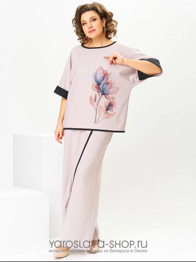 Модель: 2-2795. Пудровый брючный комплект с принтом "цветок"