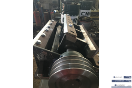 Ножи установлены на ротор. 