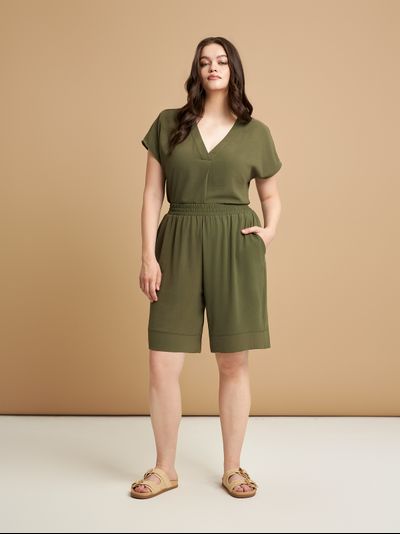 Женская блузка с принтом большого размера в модном бутике XLady