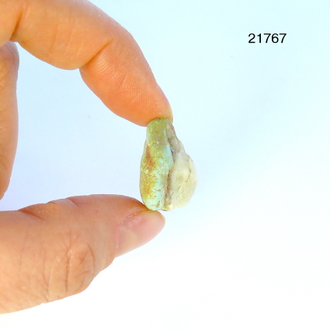 Бирюза натуральная (необработанная) Казахстан арт.21767: 4,7г - 21*18*12мм