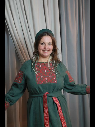 Платье славянское из крапивы "Женское счастье" цвет Тайга