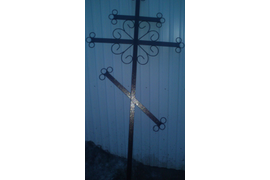 Крест с колечками;
Высота - 200 см;
Материал - труба 40*20/ пруток 6 мм;
Цена - 3200 (3700 с лаком) руб.