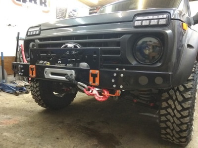 Буксировочная проушина ZST "Hummer Style" 2.5т. крепление на крашбокс 1 шт.