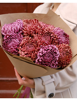 Букет из 9 хризантем бигуди