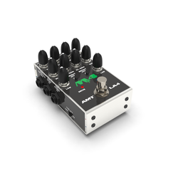 AMT LA4 M4+   –  двухканальный гитарный преамп 4 серии