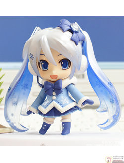 Нендроид Мику Хацунэ (Hatsune Miku Snow 2012, Fluffy Coat ver.)