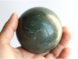 Шар из Жадеита с подставкой (76 мм, Вес: 1002 г) №4354