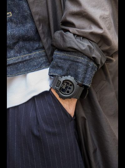 Часы Casio G-Shock DW-6900BBN-1E