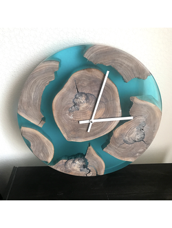 часы из спила, спил с часами, часы из дерева, часы из эпоксидной смолы, часы настенные, спил и часы