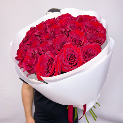 Букет красных роз Эквадор премиум 25 шт