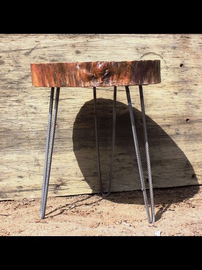 столик на ножках-шпильках