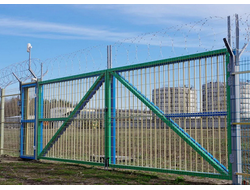 Верхнее ограждение. Купить от производителя. Монтаж забора под ключ | ГОРЗАБОР