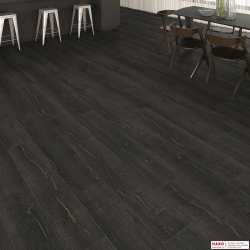 Ламинат Haro Дуб Металлик Черный 544772 в интерьере гостиной