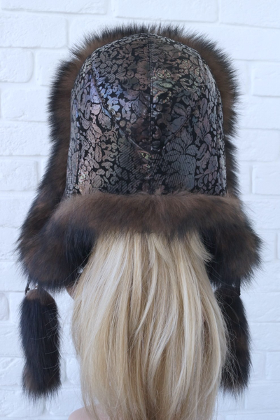 Ушанка "Полярная звезда" цвет черный золотой + тоффи