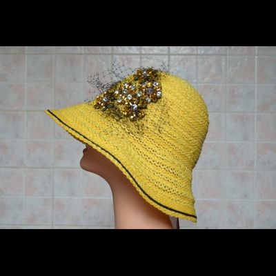 Шляпа с камнями женская модная из коллекции летних шляп с камнями 2017