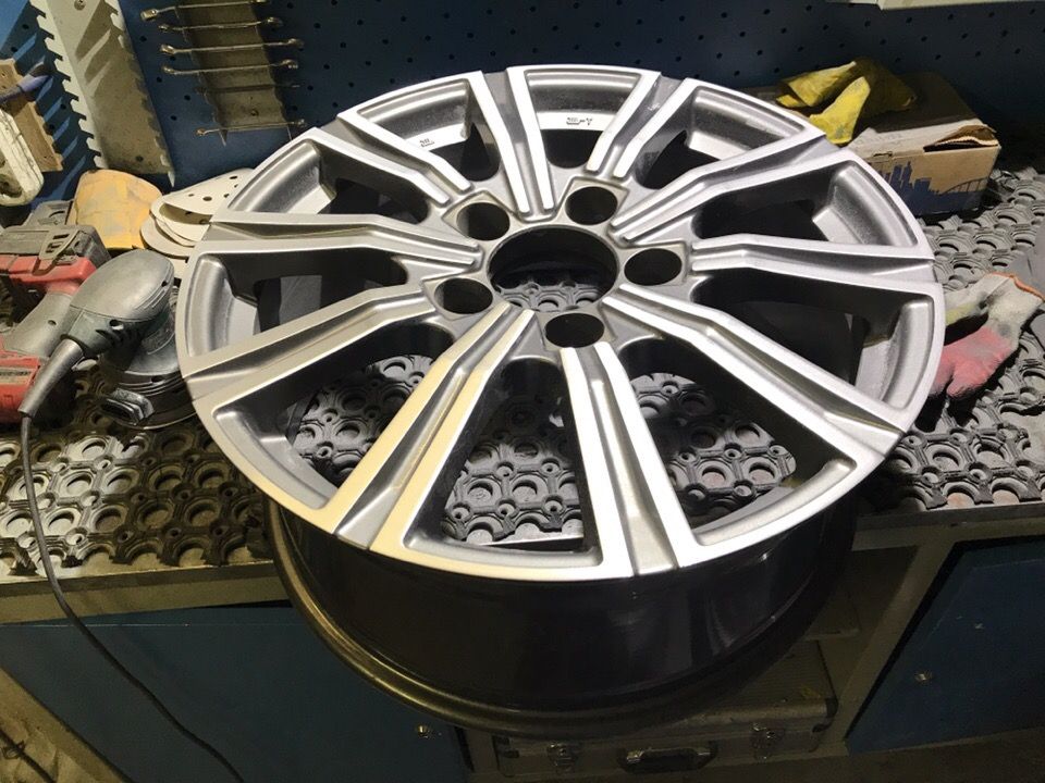 Как убрать коррозию на литых дисках