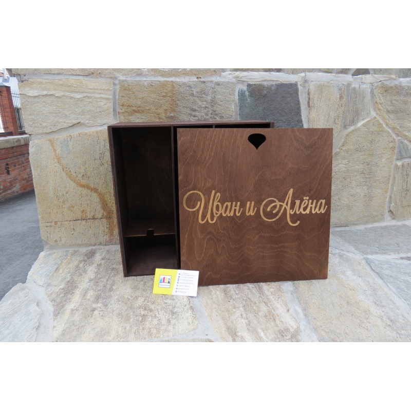 Коробка под вино с бокалами из фанеры