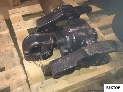 Устройство тягово-сцепное (гидрокрюк) Т-150К 151.58.001-6