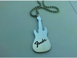 Кулон "Fender" в форме гитары, серебристый