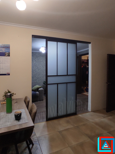 Раздвижная перегородка-купе из 2-х створок в створе проема