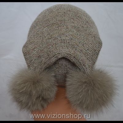 Вязаная шапка с двумя помпонами Vizio Италия 5395 CP 66 бежевая