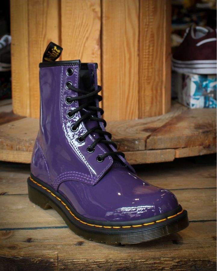 Ботинки Dr Martens женские фиолетовые