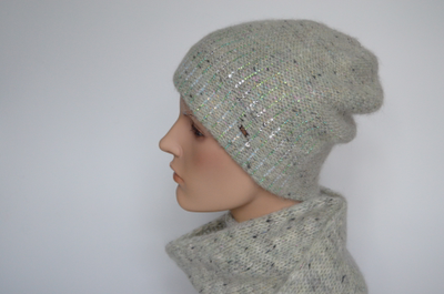 Белая шапка из меланжевой пряжи Vizio Италия 8022 CY