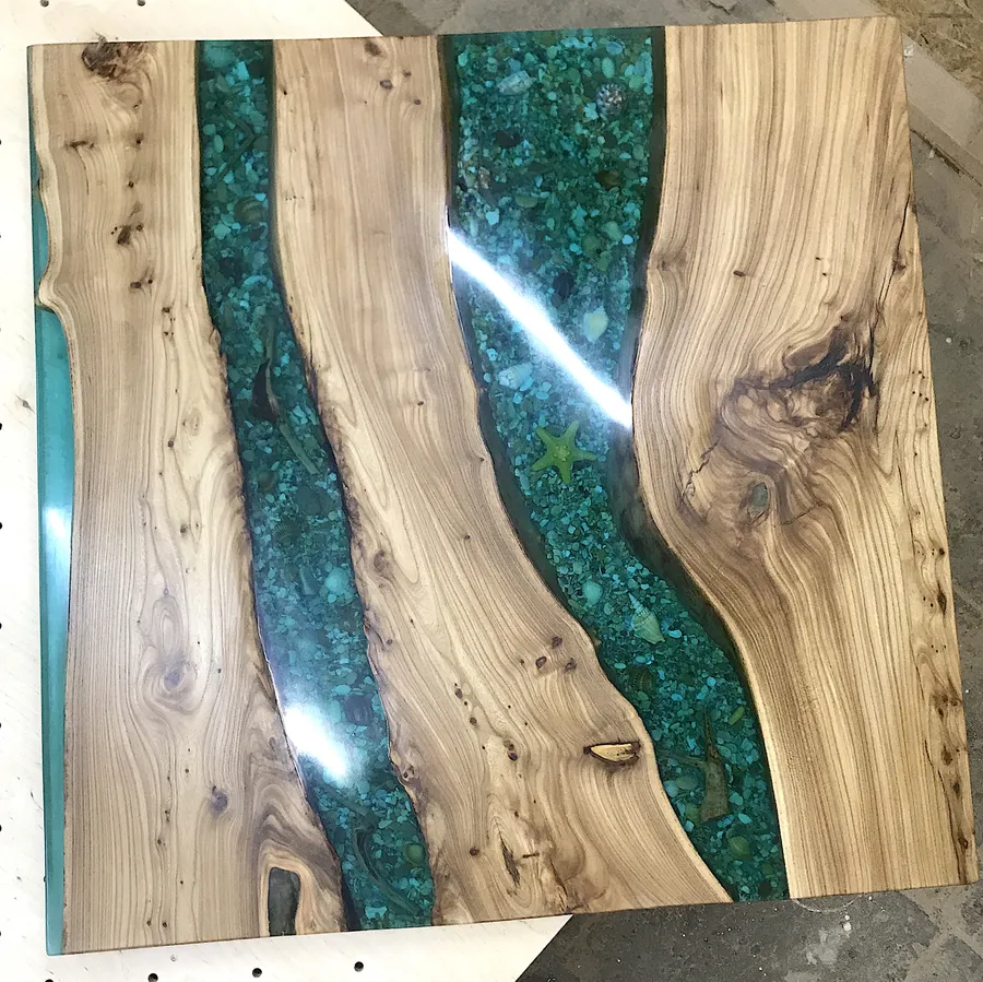 Стол-река для ресторана "Club villas XXII carat", Дубаи, ОАЭ. Работа spilcenter.com