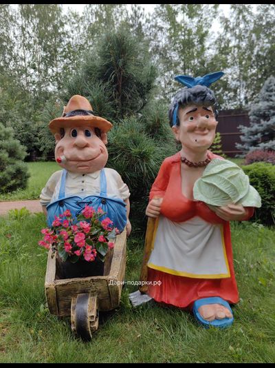 Дачница с капустой 85*50 см   7кг   полистоун Россия 6949/012095*