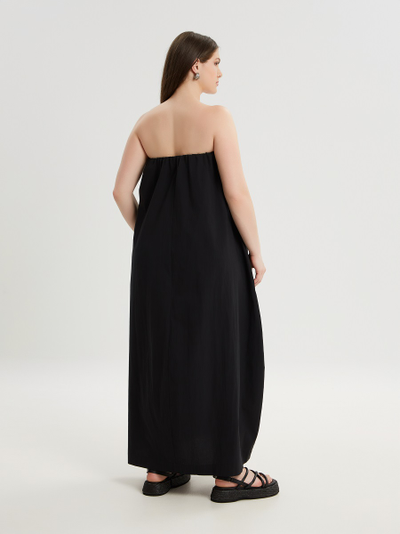 Платье с открытыми плечами