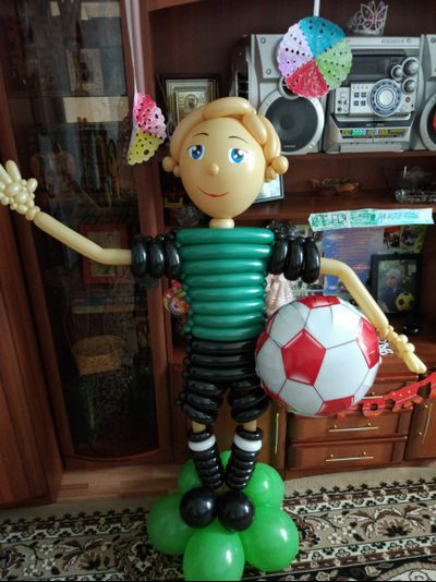 фигура "футболист"