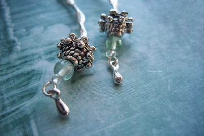 Серьги с флюоритами "Сказка у истоков ручья..."