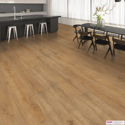 Декор ламината Haro Дуб Венето Натур 540273 в интерьере гостиной