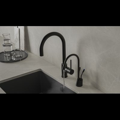 Система мгновенного кипячения воды 2в1 AQUAHOT 1100 MB (матовый черный)