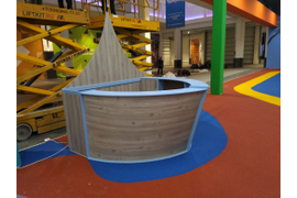 Стойка ресепшн для детского центра: ЛСДП, декоративный HPL пластик